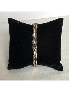 Silver Tone Gold Tone Mixed Metal Riccio V Link Chain Bracelet 8"